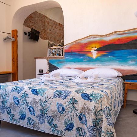 Hotel La Casa Di Dario La Maddalena  Exterior foto