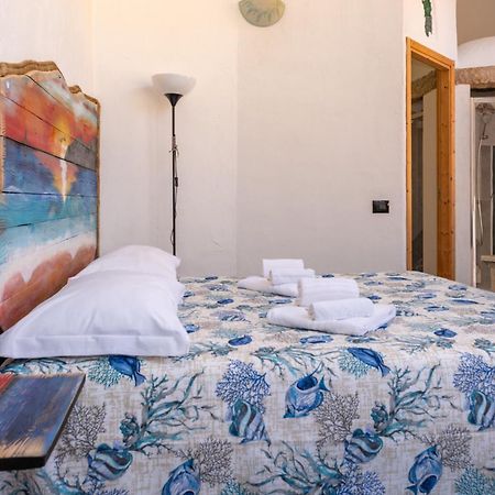 Hotel La Casa Di Dario La Maddalena  Exterior foto